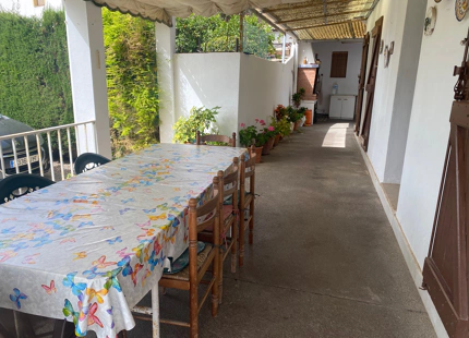 BEACHSIDE VILLA WITH RENOVATION POTENTIAL FOR SALE IN ESTEPONA