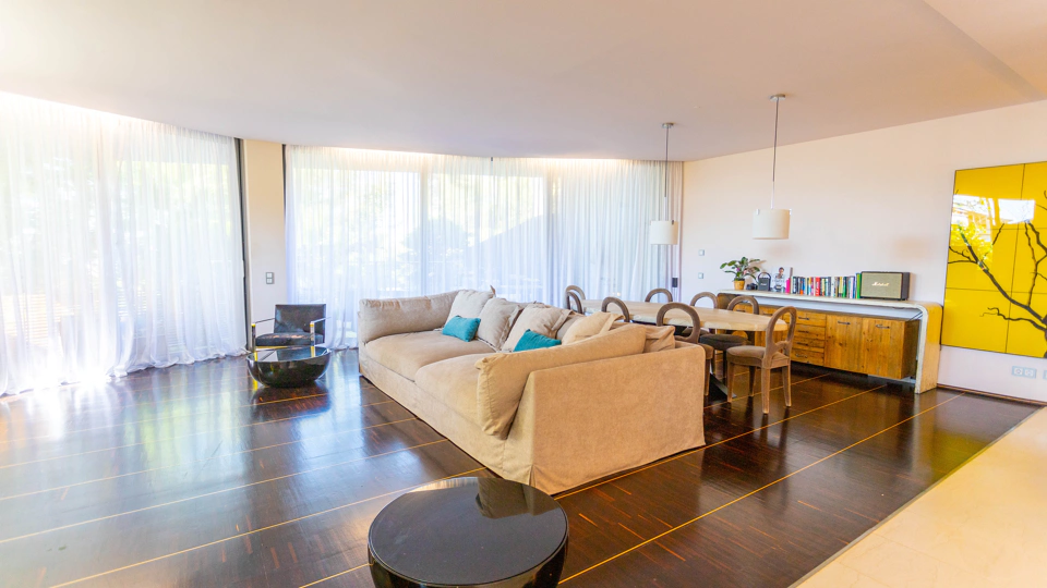 Villa Pareada en venta en Marbella Golden Mile
