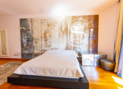 ELEGANTE VILLA PAREADA CON PISCINA PRIVADA Y VISTAS AL MAR EN UNA COMUNIDAD EXCLUSIVA