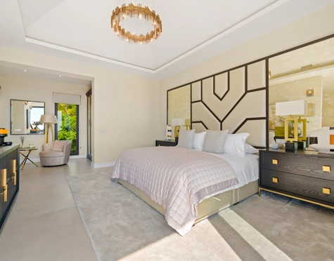 Villa for sale in La Quinta, Benahavis