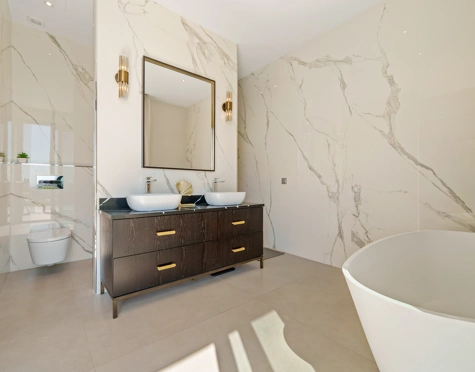 Villa for sale in La Quinta, Benahavis