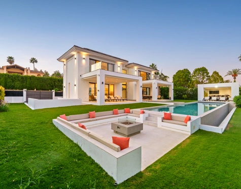 Villa for sale in La Quinta, Benahavis