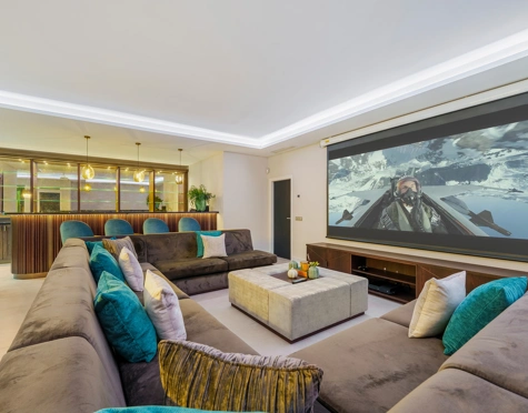 Villa for sale in La Quinta, Benahavis
