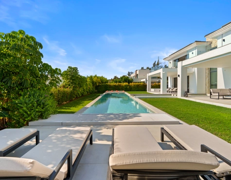 Villa for sale in La Quinta, Benahavis