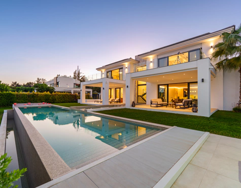 Villa for sale in La Quinta, Benahavis