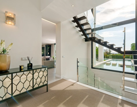 Villa for sale in La Quinta, Benahavis