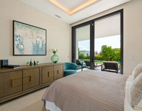 Villa for sale in La Quinta, Benahavis