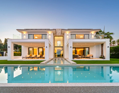 Villa for sale in La Quinta, Benahavis