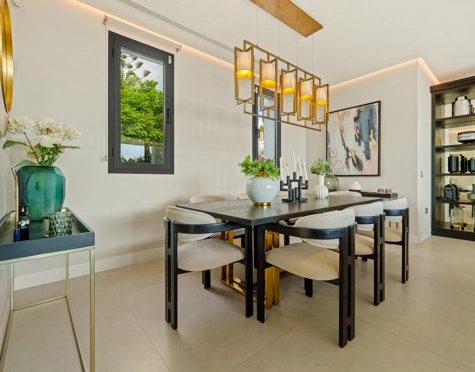 Villa for sale in La Quinta, Benahavis