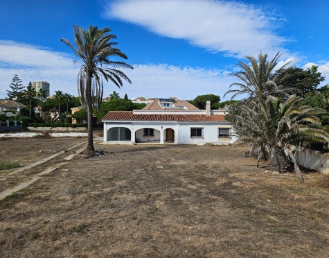 RANCHO PARK BEACHFRONT PLOT WITH PROJECT & LICENSE FOR SALE