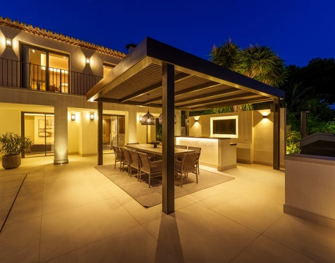 Villa for sale in Marbella Golden Mile