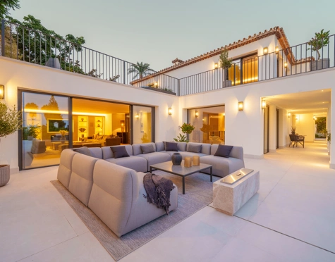 Villa for sale in Marbella Golden Mile