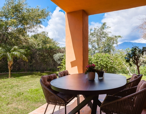 Apartment for sale in Benahavis