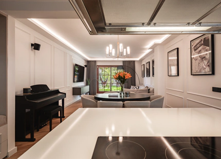 ELEGANT FULLY RENOVATED GARDEN RESIDENCE IN A SECURE BENAHAVÍS COMMUNITY