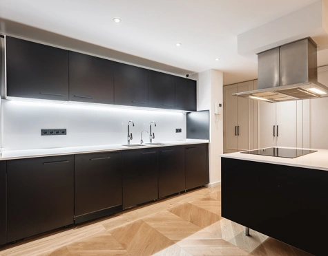Apartment for sale in Benahavis