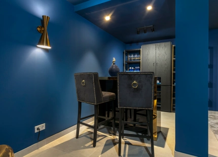 VILLA CONTEMPORÁNEA EN PRIMERA LÍNEA DE GOLF EN VENTA EN EL PARAÍSO, ESTEPONA