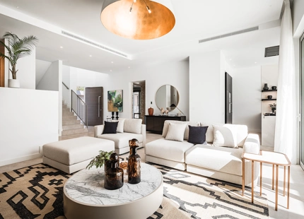 VILLA CONTEMPORÁNEA EN PRIMERA LÍNEA DE GOLF EN VENTA EN EL PARAÍSO, ESTEPONA