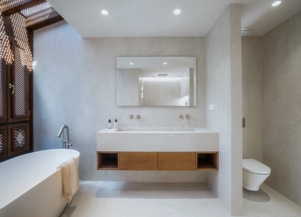 ÁTICO DÚPLEX ELEGANTEMENTE RENOVADO CON TERRAZAS PANORÁMICAS EN NUEVA ANDALUCÍA
