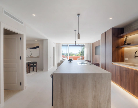 Duplex Penthouse for sale in Nueva Andalucia, Marbella