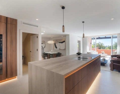 Duplex Penthouse for sale in Nueva Andalucia, Marbella