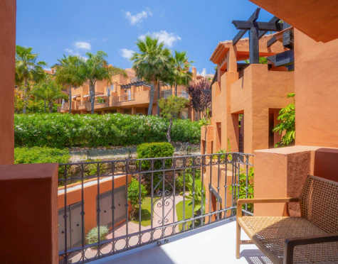 Duplex Penthouse for sale in Nueva Andalucia, Marbella