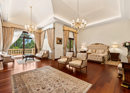 EXCEPTIONAL 8-BEDROOM BEACHSIDE VILLA WITH PRIVATE SPA IN GUADALMINA BAJA