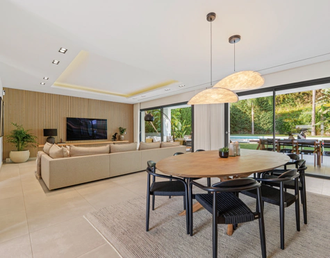 Villa for sale in Nueva Andalucia, Marbella