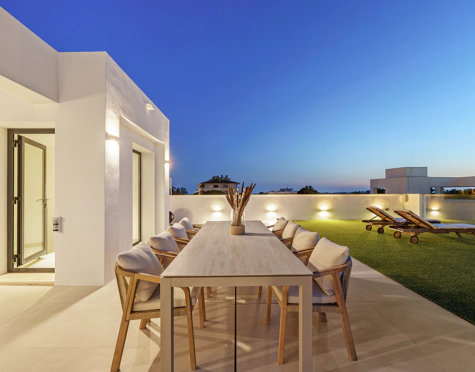 Villa for sale in Nueva Andalucia, Marbella