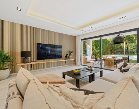 Villa for sale in Nueva Andalucia, Marbella