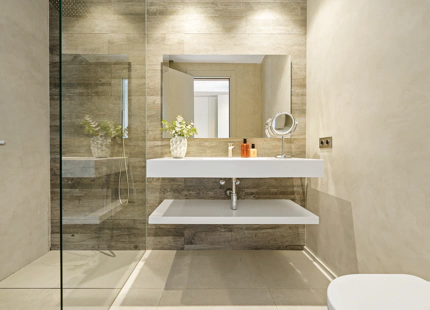 VILLA CONTEMPORÁNEA CON PISCINA PRIVADA Y SOLARIUM EN NUEVA ANDALUCÍA