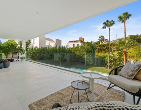 Villa for sale in Nueva Andalucia, Marbella