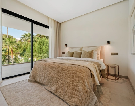 Villa for sale in Nueva Andalucia, Marbella