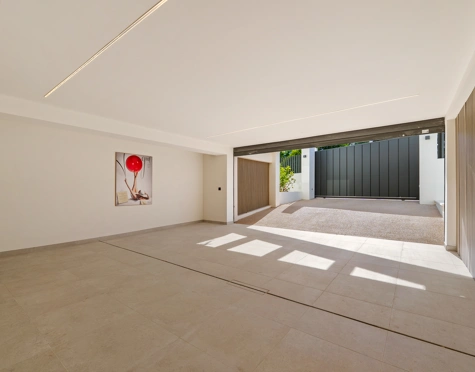 Villa for sale in Linda Vista Baja, San Pedro de Alcantara