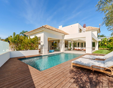 Villa en venta en Linda Vista Baja, San Pedro de Alcantara