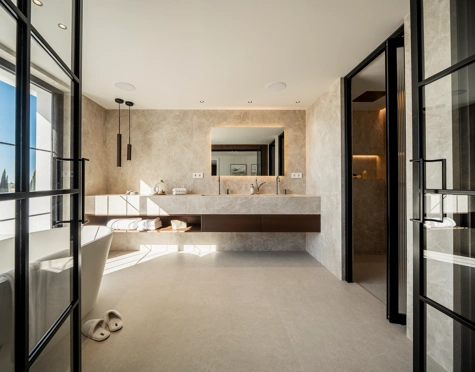 Villa for sale in Nueva Andalucia, Marbella