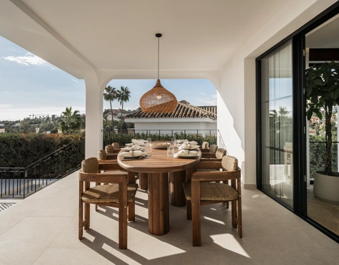 Villa for sale in Nueva Andalucia, Marbella