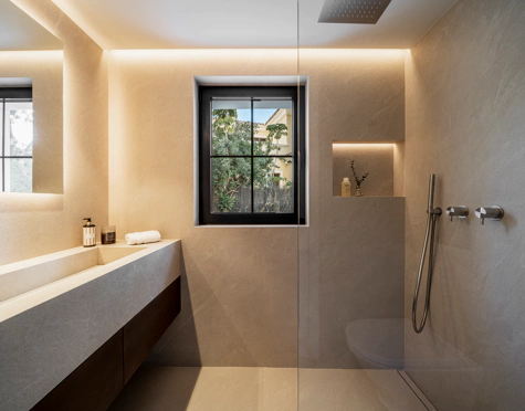 Villa for sale in Nueva Andalucia, Marbella