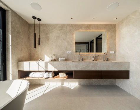 Villa for sale in Nueva Andalucia, Marbella