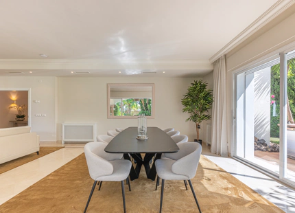 ELEGANT FRONTLINE GOLF VILLA WITH TIMELESS ANDALUSIAN CHARACTER IN LA QUINTA