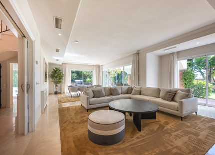 ELEGANT FRONTLINE GOLF VILLA WITH TIMELESS ANDALUSIAN CHARACTER IN LA QUINTA
