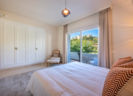 ELEGANT FRONTLINE GOLF VILLA WITH TIMELESS ANDALUSIAN CHARACTER IN LA QUINTA