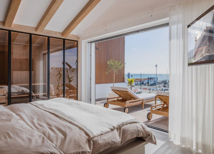 FRONTLINE MARINA DUPLEX PENTHOUSE WITH PANORAMIC VIEWS FOR SALE IN PUERTO BANUS