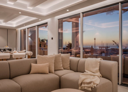 FRONTLINE MARINA DUPLEX PENTHOUSE WITH PANORAMIC VIEWS FOR SALE IN PUERTO BANUS