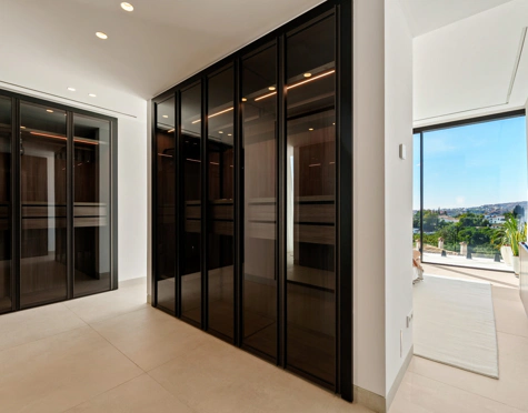 Villa for sale in La Quinta, Benahavis