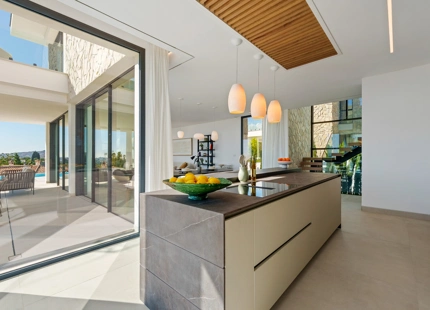 VILLA DE LUJO CON VISTAS MAGNÍFICAS EN VENTA EN LA QUINTA