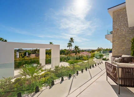 VILLA DE LUJO CON VISTAS MAGNÍFICAS EN VENTA EN LA QUINTA