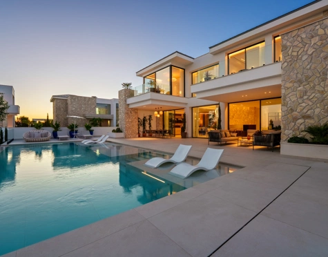 Villa for sale in La Quinta, Benahavis