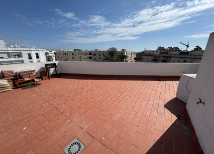 INVESTMENT OPPORTUNITY PENTHOUSE FOR SALE IN ESTEPONA CENTRE
