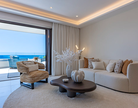 LUXURY MODERN APARTMENT WITH BREATHTAKING SEA VIEWS IN ESTEPONA