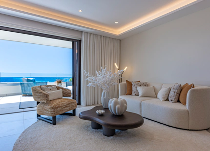 LUXURY MODERN APARTMENT WITH BREATHTAKING SEA VIEWS IN ESTEPONA